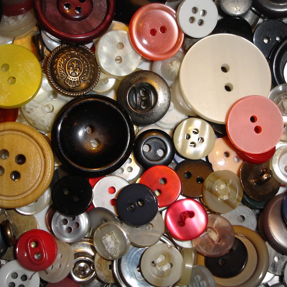 Buttons as Reminiscence - Marias Place